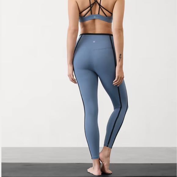 Athleta Elation Ultra High Rise 7/8 Legging - Picture 7 of 8
